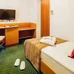 Ibis Styles Centre Отель