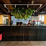 Ibis Styles Centre Отель