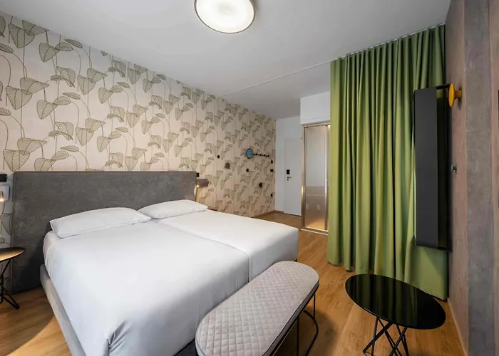 Ibis Styles Centre Hotel