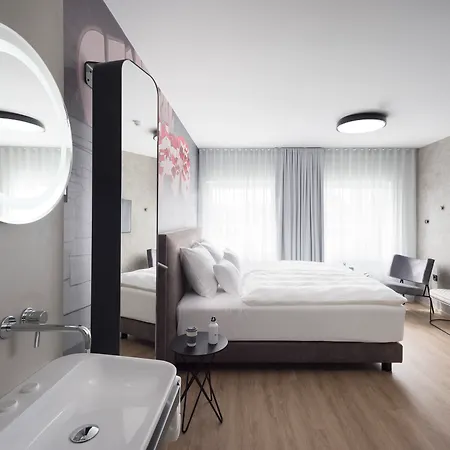 Ibis Styles Centre Hotel 3*