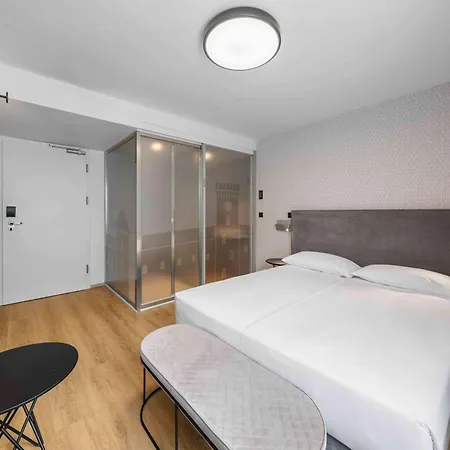 Ibis Styles Centre 3* Lublana