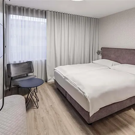 Ibis Styles Centre Hotel 3*