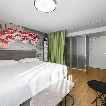 Ibis Styles Centre Hotel