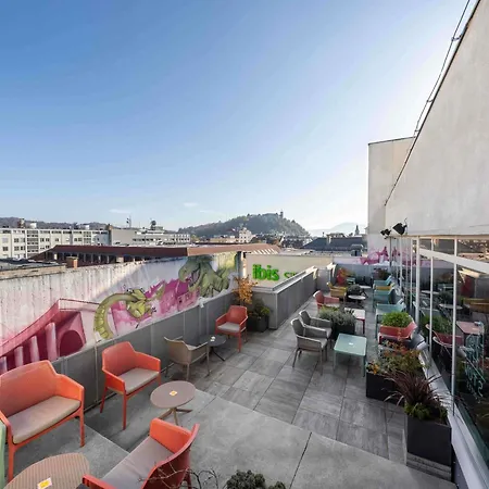Ibis Styles Centre Hotel 3*
