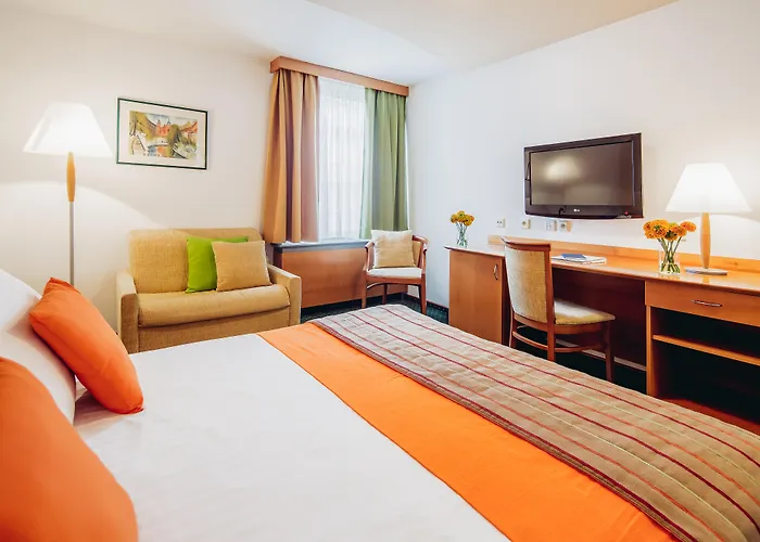 Ibis Styles Centre فندق 3*