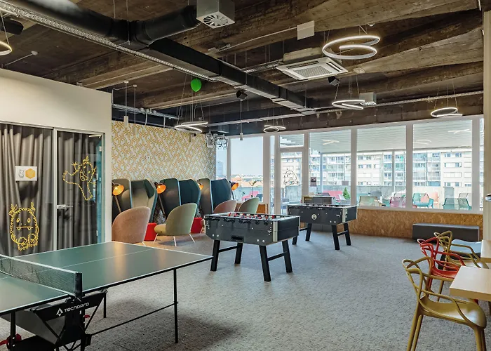 Ibis Styles Centre فندق