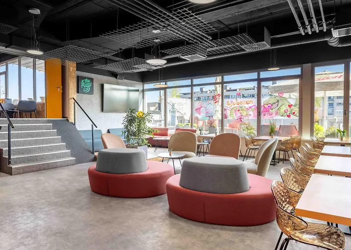 Ibis Styles Centre فندق 3*