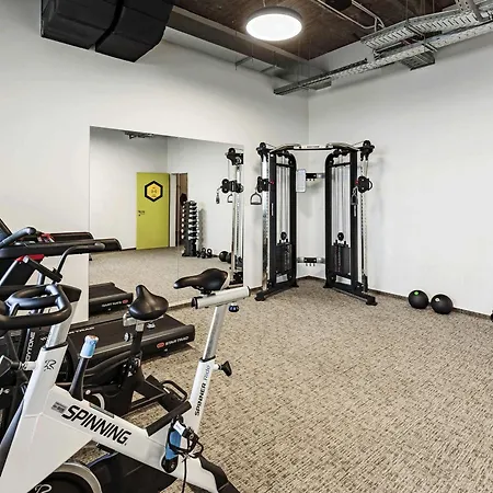 Ibis Styles Centre 3*