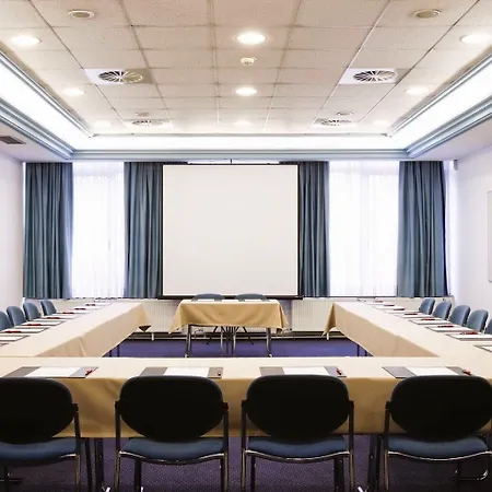 Ibis Styles Centre 3*